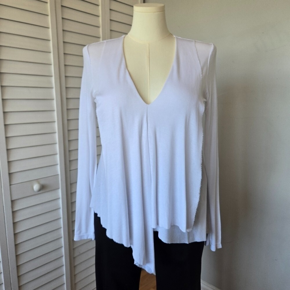 BCBGMaxAzria Trishna White Asymmetric Tunic Top Women's M Lagenlook Minimalist